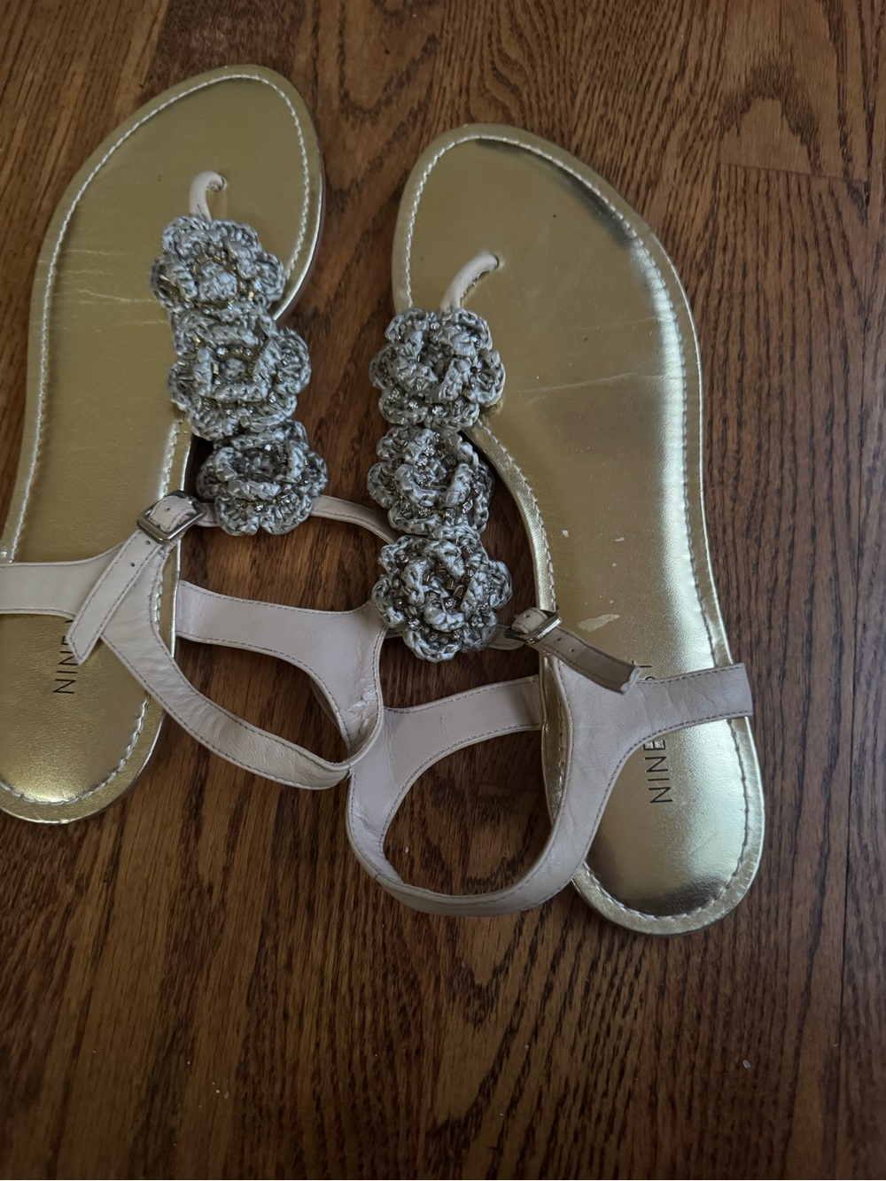 Nine west Gold and Beige Sandals worn once size 11